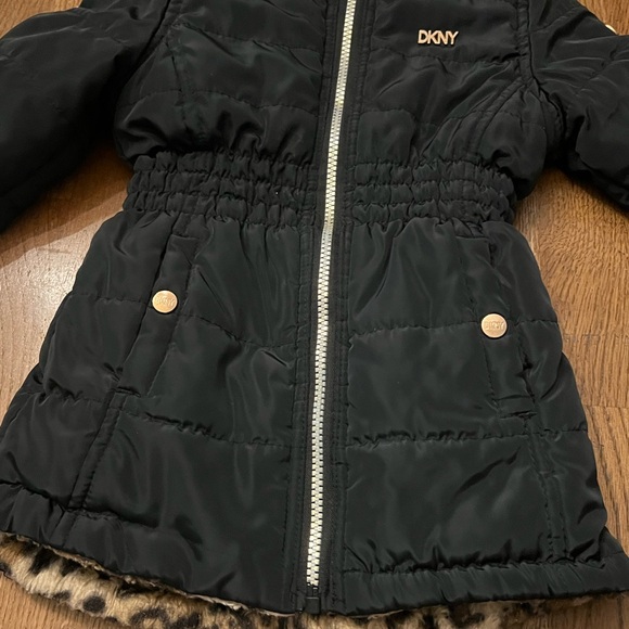 Toddler 2T DKNY Black Faux Fur Coat REVERSIBLE - Picture 2 of 9